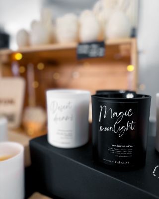 Skleničky dostaly nový kabátek 🥰 Jejich dnešní premiéra na @mintmarket.cz dopadla na jedničku, tak je během zítřka najdete...